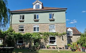 Worth House Bed And Breakfast